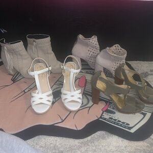 Lot 4 Pairs High end Heels Women’s 9 (EU 40) Gold Condition